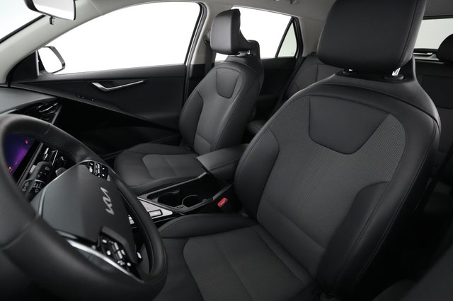 2024 Kia Niro EV — photo 3 of 22