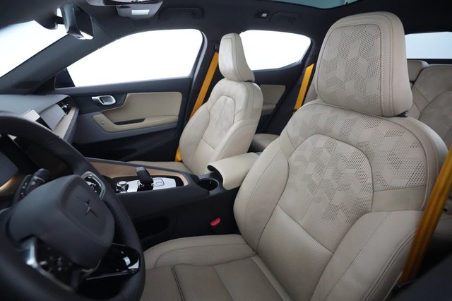 2022 Polestar 2 — photo 15 of 22