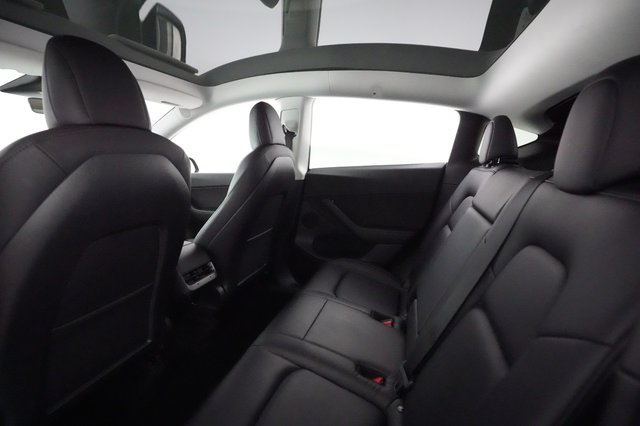 2021 Tesla Model Y — photo 16 of 22