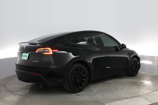 2021 Tesla Model Y — photo 2 of 22