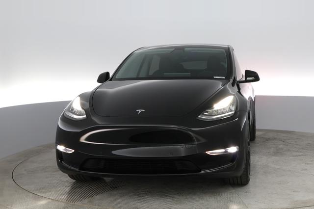 2021 Tesla Model Y — photo 5 of 22
