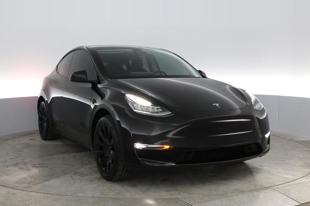 2021 Tesla Model Y — photo 6 of 22