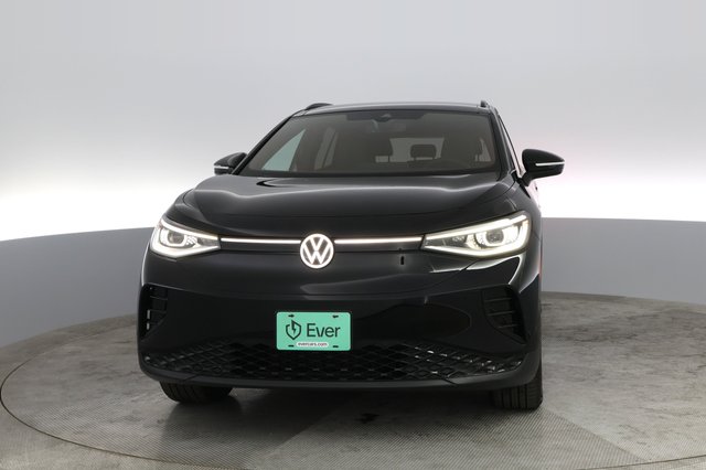 2023 Volkswagen ID.4 — photo 14 of 21