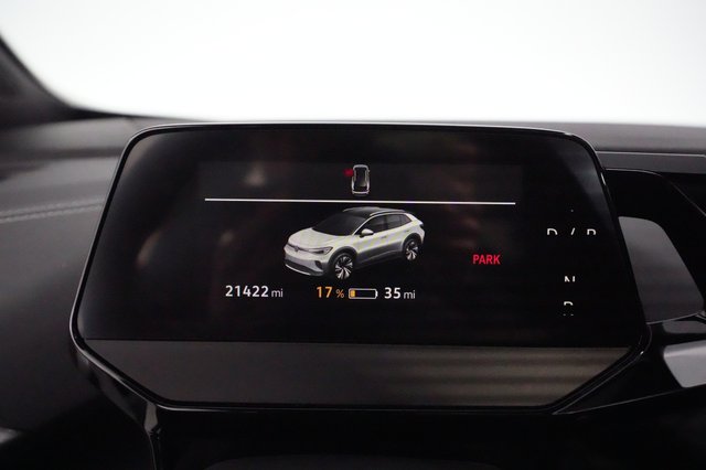 2023 Volkswagen ID.4 — photo 5 of 21