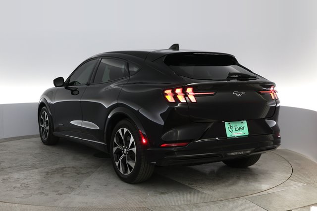 2021 Ford Mustang Mach-E — photo 9 of 23