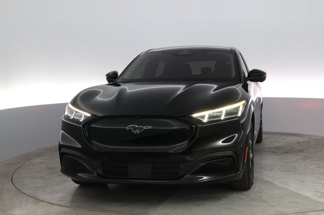 2021 Ford Mustang Mach-E — photo 5 of 23