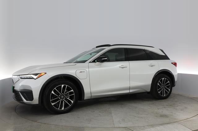 2024 Acura ZDX — photo 10 of 22