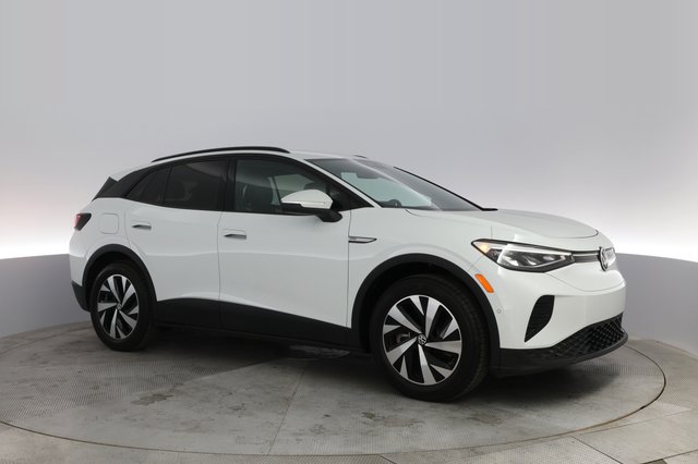 2023 Volkswagen ID.4 — photo 11 of 20