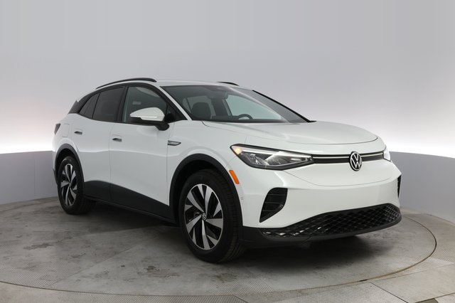 2023 Volkswagen ID.4 — photo 12 of 20