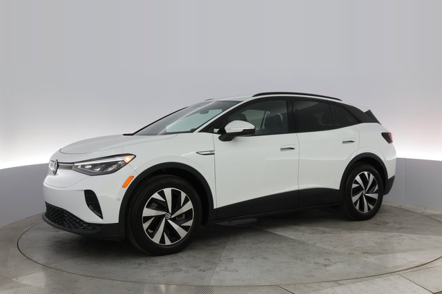 2023 Volkswagen ID.4 — photo 10 of 20