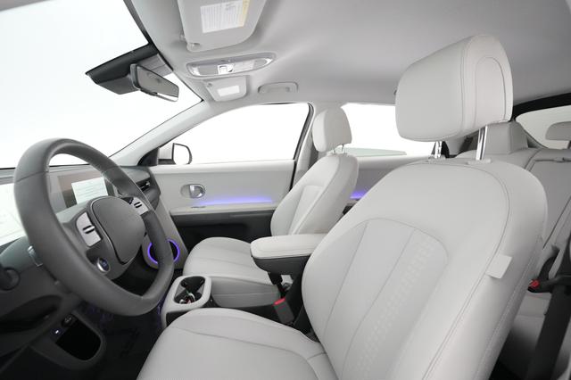 2023 Hyundai IONIQ 5 — photo 3 of 25
