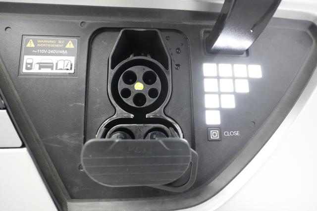 2023 Hyundai IONIQ 5 — photo 8 of 25