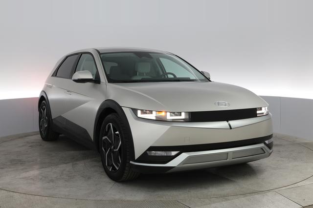 2023 Hyundai IONIQ 5 — photo 10 of 25