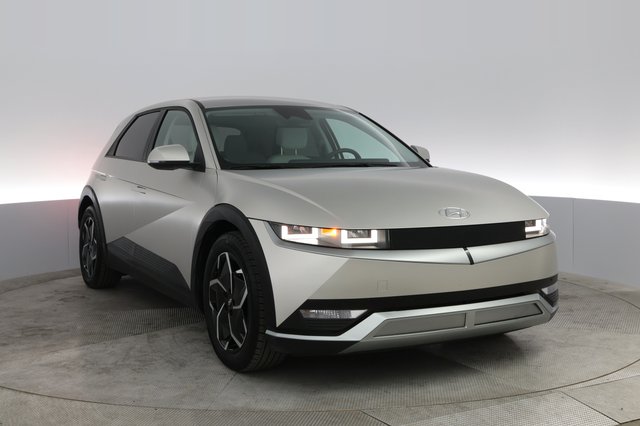 2023 Hyundai IONIQ 5 — photo 10 of 25