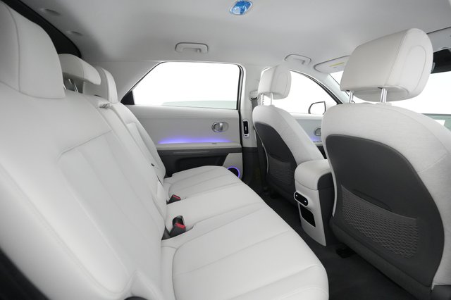 2023 Hyundai IONIQ 5 — photo 4 of 25