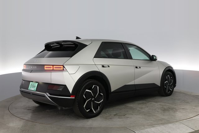 2023 Hyundai IONIQ 5 — photo 2 of 25