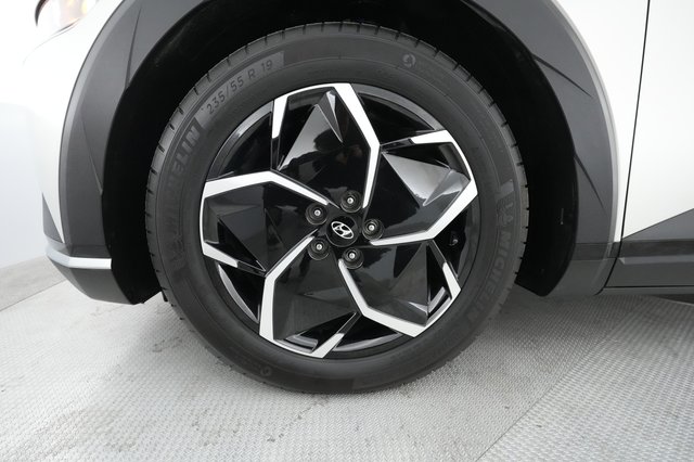 2023 Hyundai IONIQ 5 — photo 7 of 25