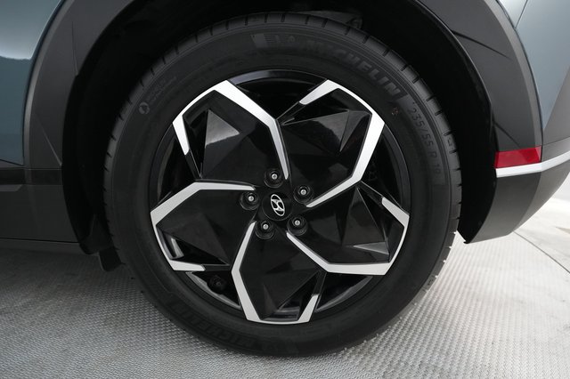2022 Hyundai IONIQ 5 — photo 11 of 22