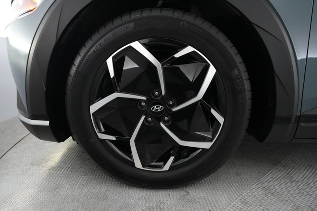 2022 Hyundai IONIQ 5 — photo 12 of 22