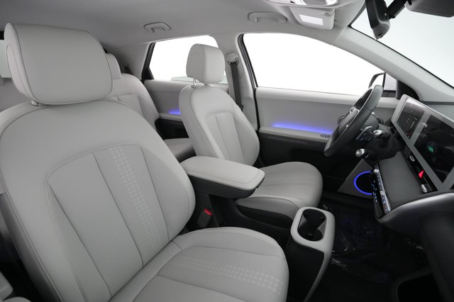 2023 Hyundai IONIQ 5 — photo 18 of 21
