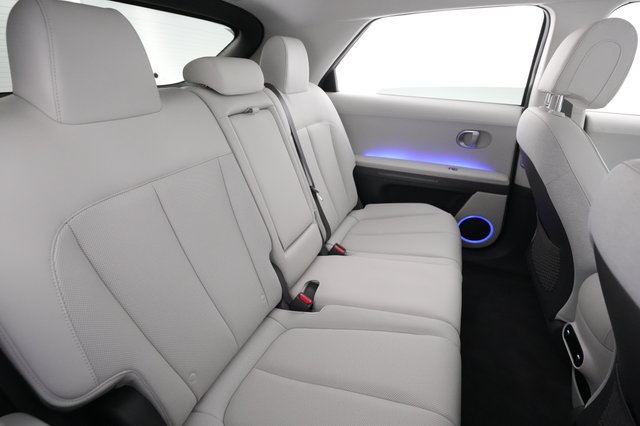2023 Hyundai IONIQ 5 — photo 4 of 21