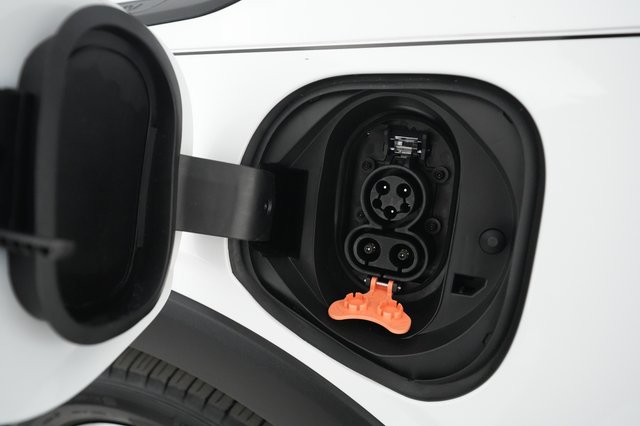 2022 Chevrolet Bolt EUV — photo 8 of 20
