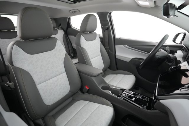 2022 Chevrolet Bolt EUV — photo 18 of 20