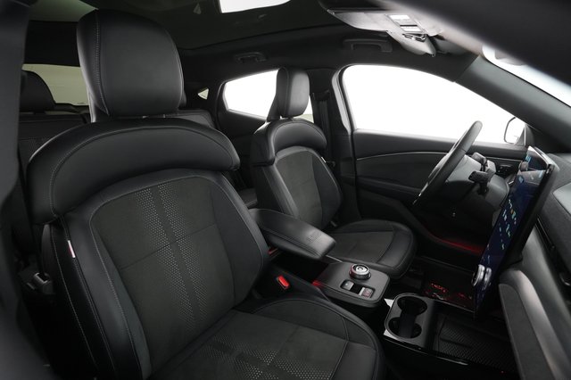 2023 Ford Mustang Mach-E — photo 16 of 21