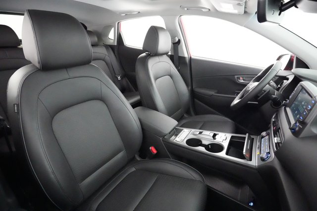 2021 Hyundai Kona — photo 3 of 21