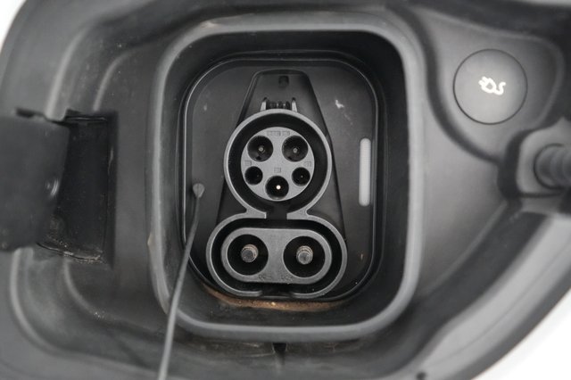 2022 Polestar 2 — photo 8 of 22