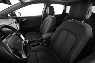 2023 Audi Q4 e-tron — photo 3 of 20