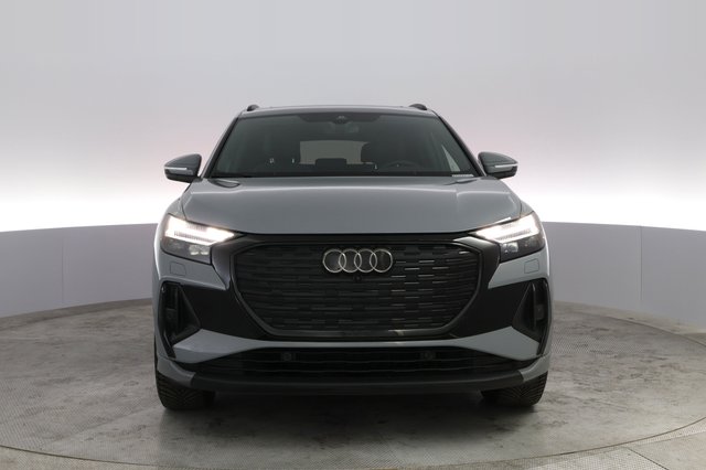2023 Audi Q4 e-tron — photo 13 of 20