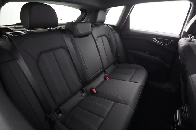 2023 Audi Q4 e-tron — photo 4 of 20