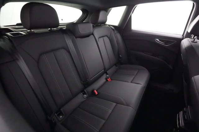 2023 Audi Q4 e-tron — photo 4 of 20