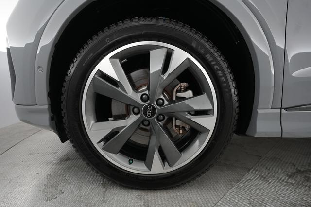 2023 Audi Q4 e-tron — photo 7 of 20