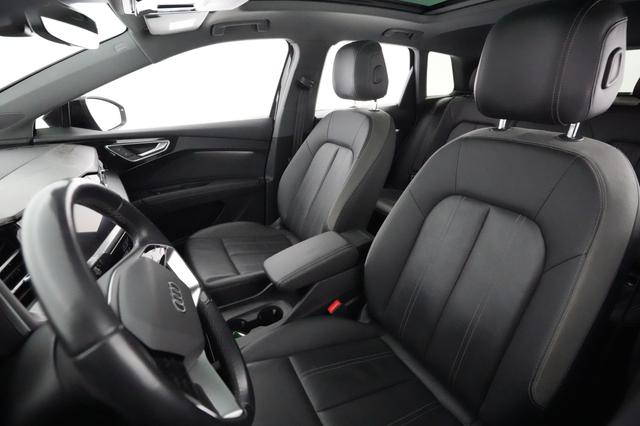 2022 Audi Q4 e-tron — photo 3 of 21