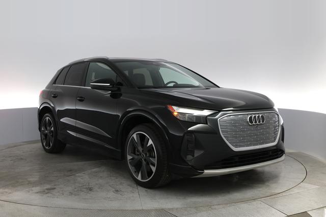 2022 Audi Q4 e-tron — photo 10 of 21