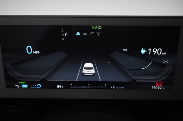 2022 Hyundai IONIQ 5 — photo 5 of 22
