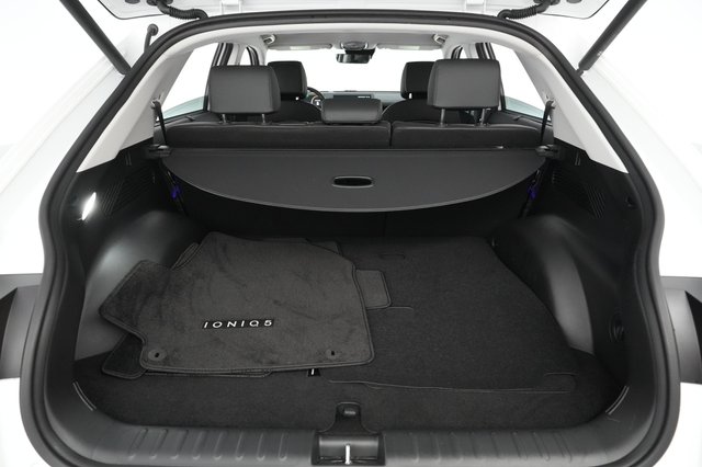 2022 Hyundai IONIQ 5 — photo 6 of 22
