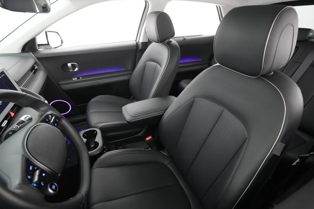 2022 Hyundai IONIQ 5 — photo 3 of 22