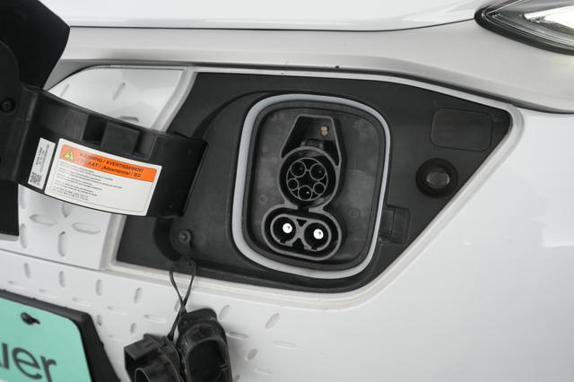 2020 Hyundai Kona — photo 8 of 21