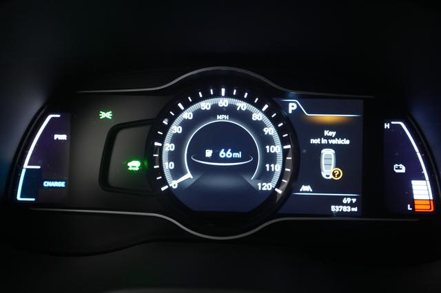 2020 Hyundai Kona — photo 5 of 21