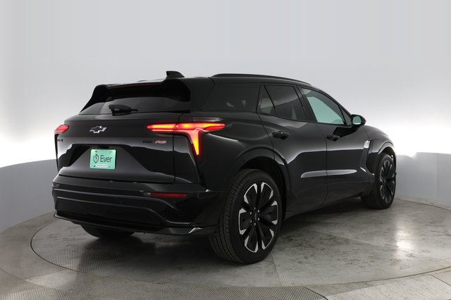 2024 Chevrolet Blazer EV — photo 2 of 19