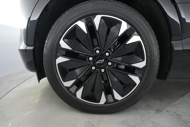 2024 Chevrolet Blazer EV — photo 7 of 19