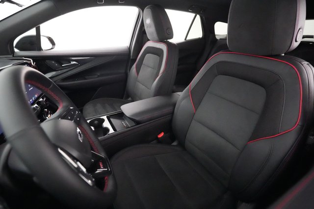 2024 Chevrolet Blazer EV — photo 3 of 19