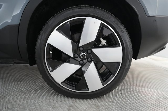 2023 Volvo C40 Recharge — photo 18 of 22