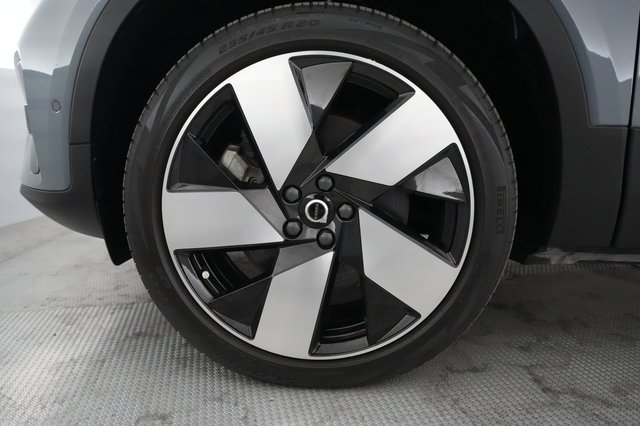 2023 Volvo C40 Recharge — photo 15 of 22