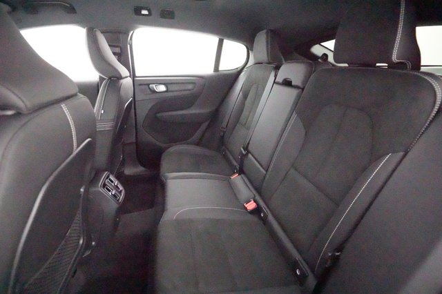 2023 Volvo C40 Recharge — photo 13 of 22