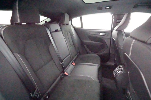2023 Volvo C40 Recharge — photo 4 of 22