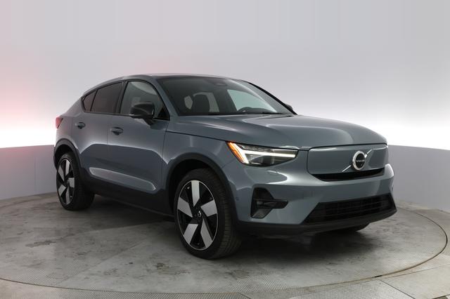 2023 Volvo C40 Recharge — photo 10 of 22